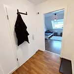 Cozy With Garden In Apartman