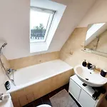 Cozy With Garden In *