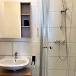 Cozy With Garden In Apartman