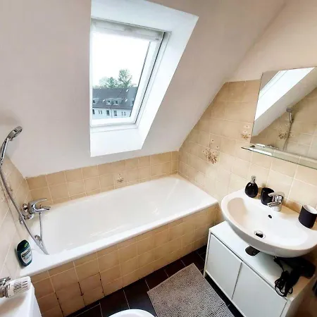 Cozy With Garden In *