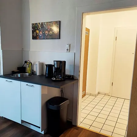 Apartment Cozy With Garden In
