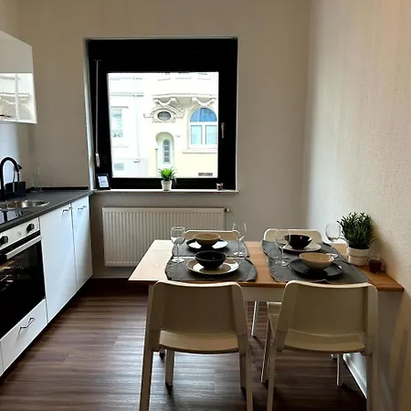 Cozy With Garden In *