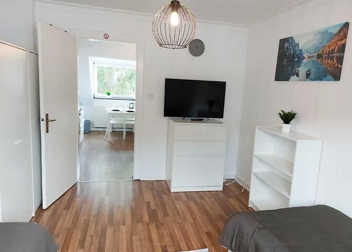 Cozy With Garden In Апартаменты *