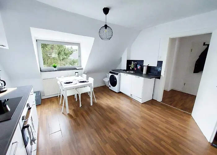 Cozy With Garden In Daire Gelsenkirchen