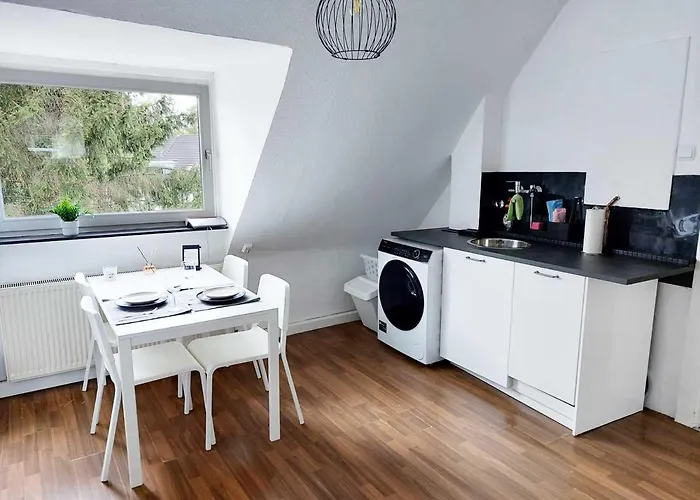 Апартаменты Cozy With Garden In