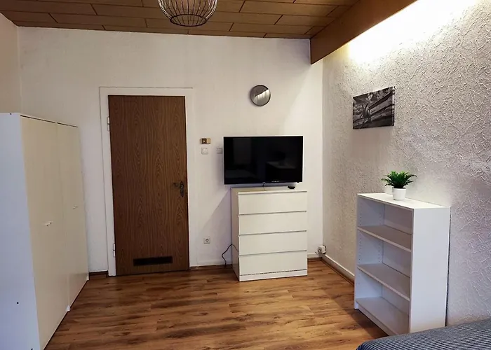 Cozy With Garden In Гельзенкирхен