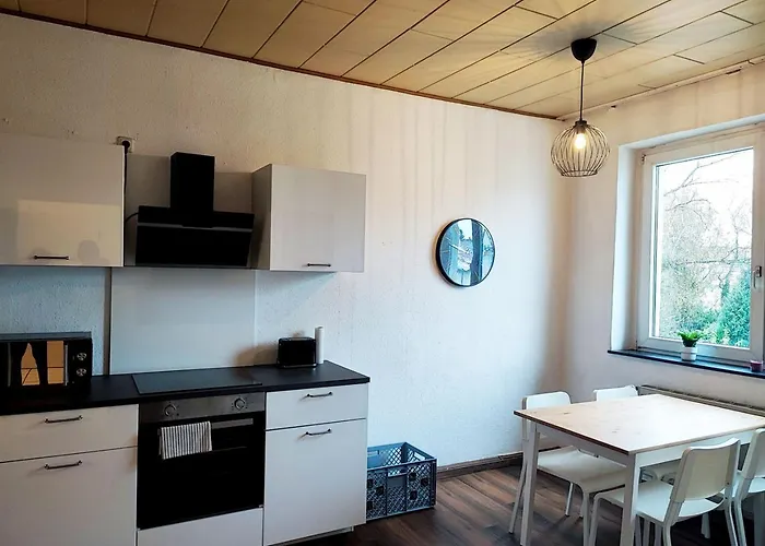 Апартаменты Cozy With Garden In Гельзенкирхен