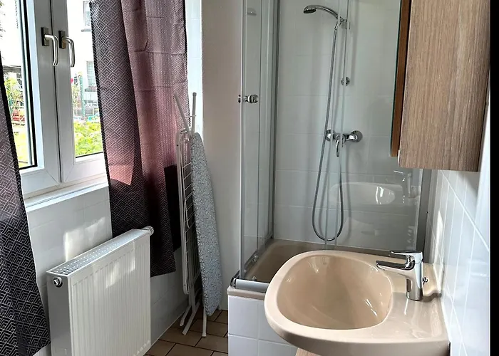 Апартаменты Cozy With Garden In